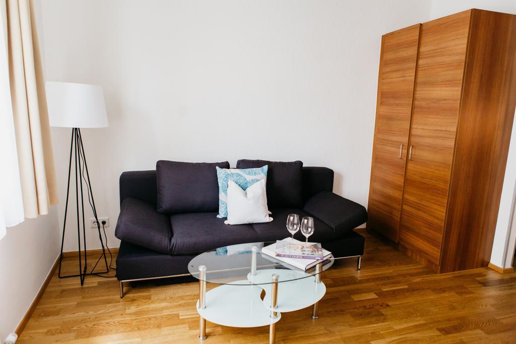 Home Sweet Apartments | Contactless Check-In Vienna Room photo