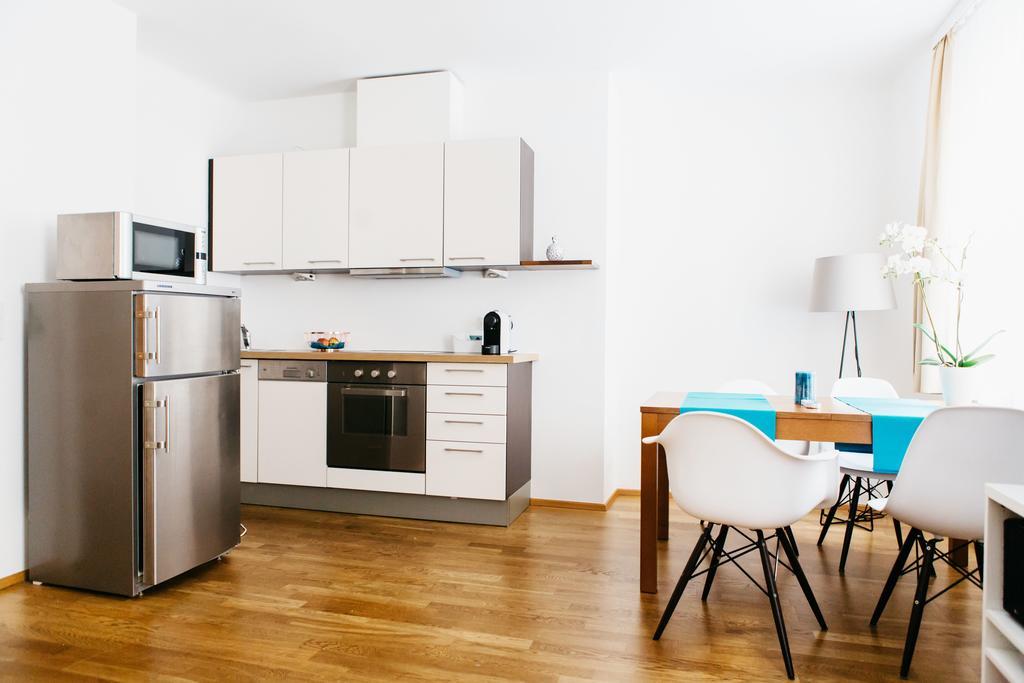 Home Sweet Apartments | Contactless Check-In Vienna Room photo